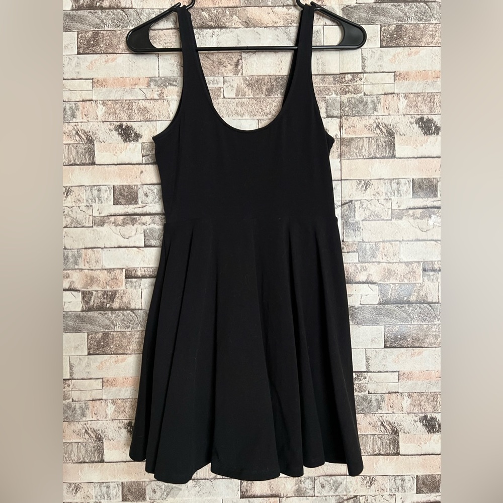 Express dress - Picture 5 of 5